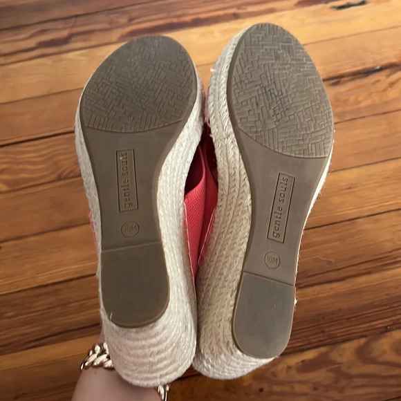 Gentle Souls by Kenneth Cole Sandals - Picture 5 of 7